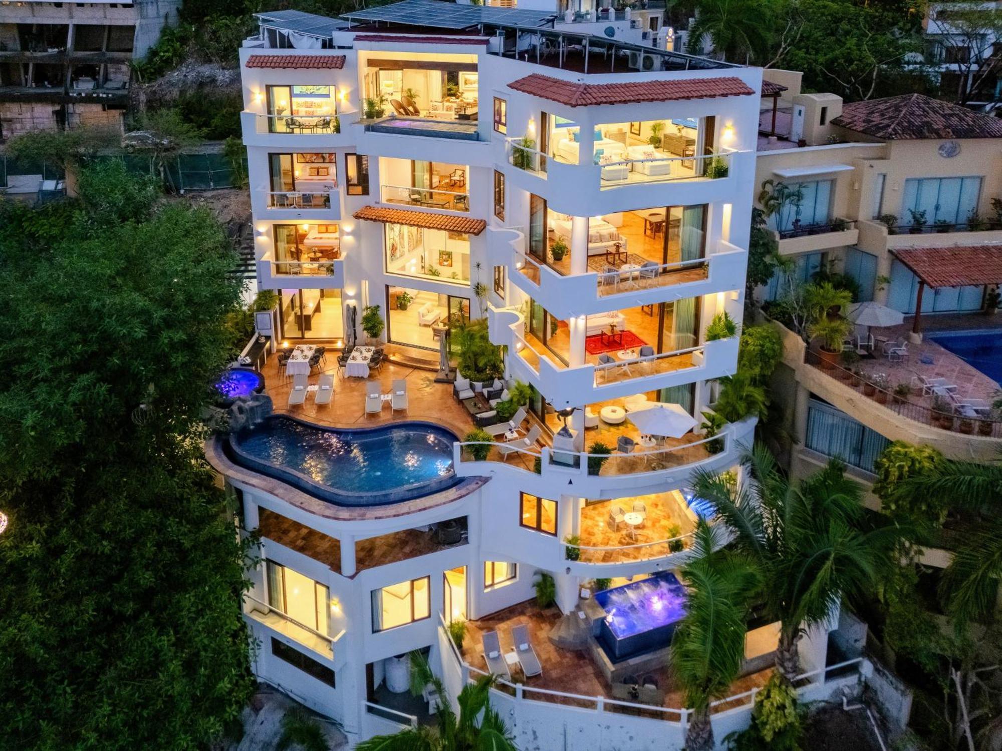 Villa Divina Luxury Boutique Puerto Vallarta Exterior photo