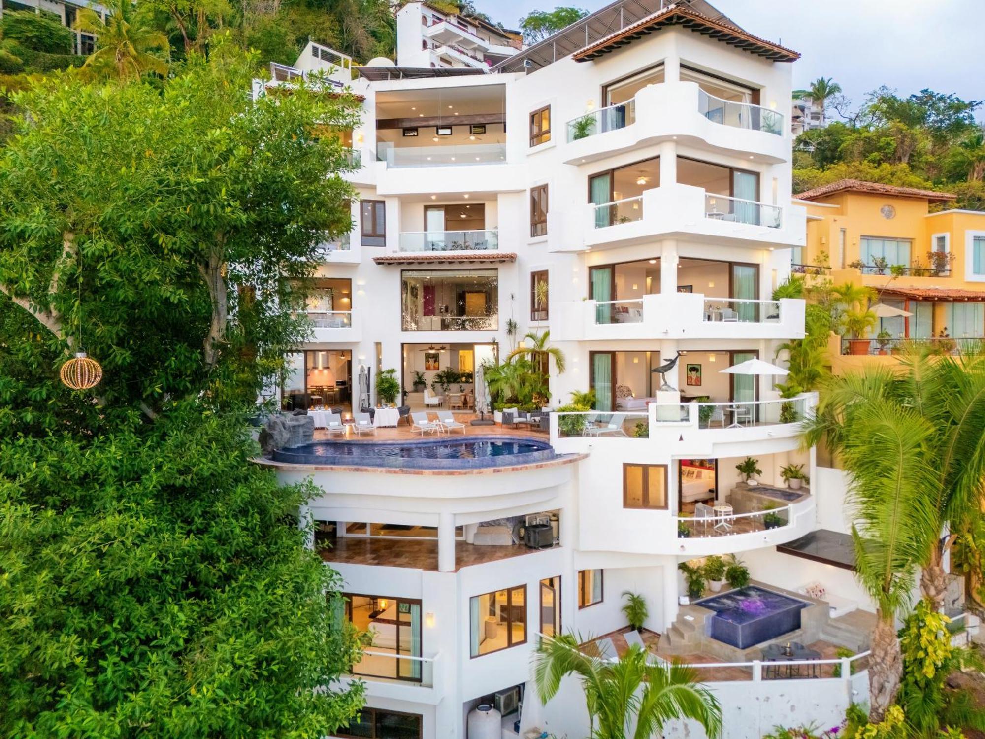 Villa Divina Luxury Boutique Puerto Vallarta Exterior photo