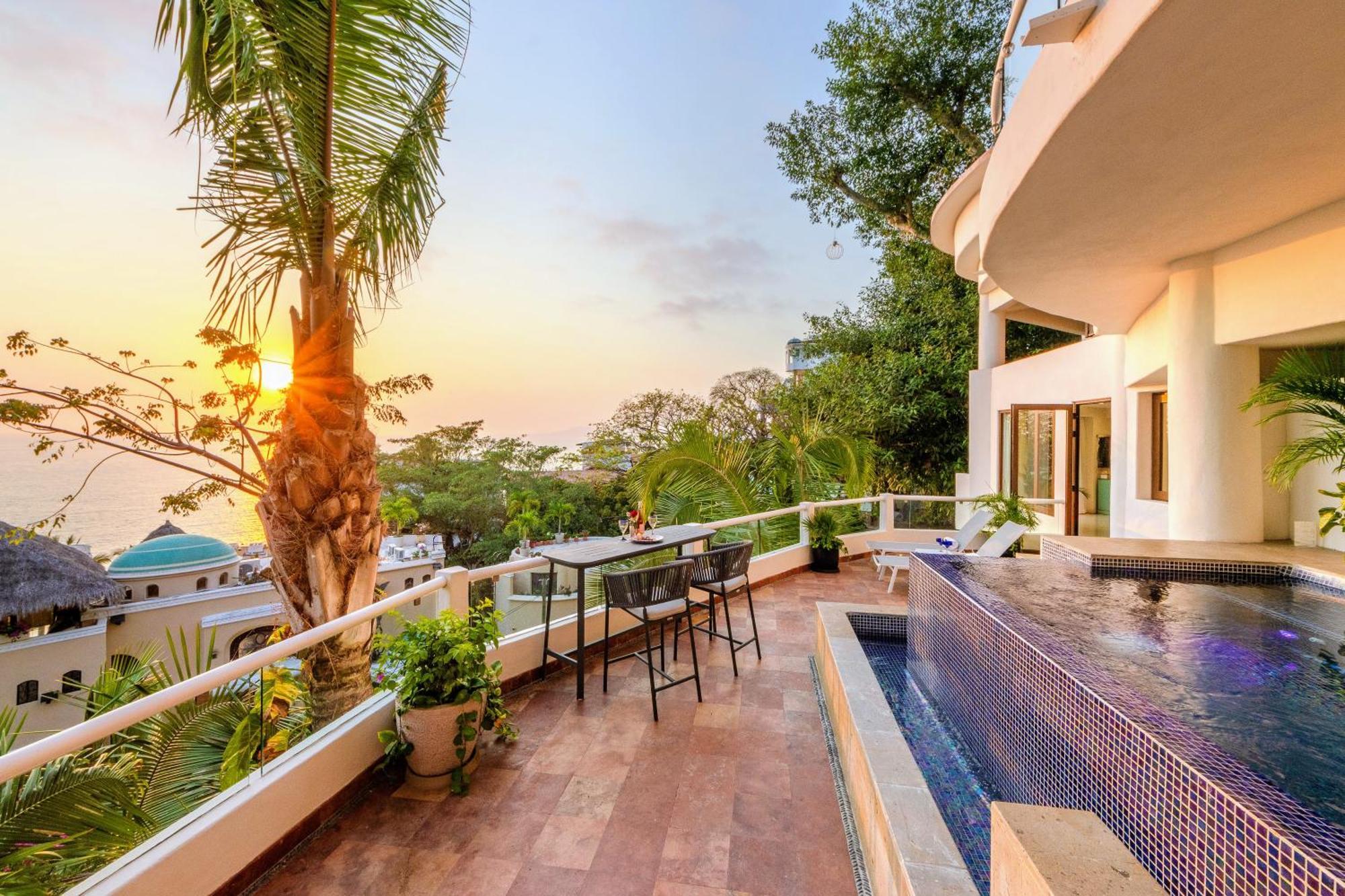Villa Divina Luxury Boutique - Adults Only Puerto Vallarta Exterior photo